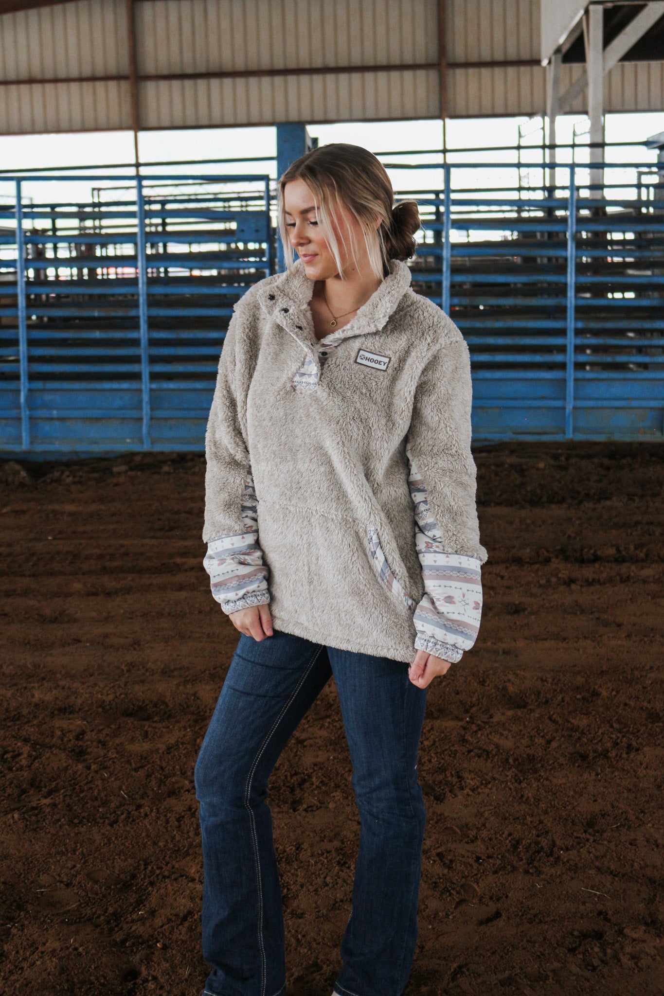 Womens Hooey Fleece Cream Pullover