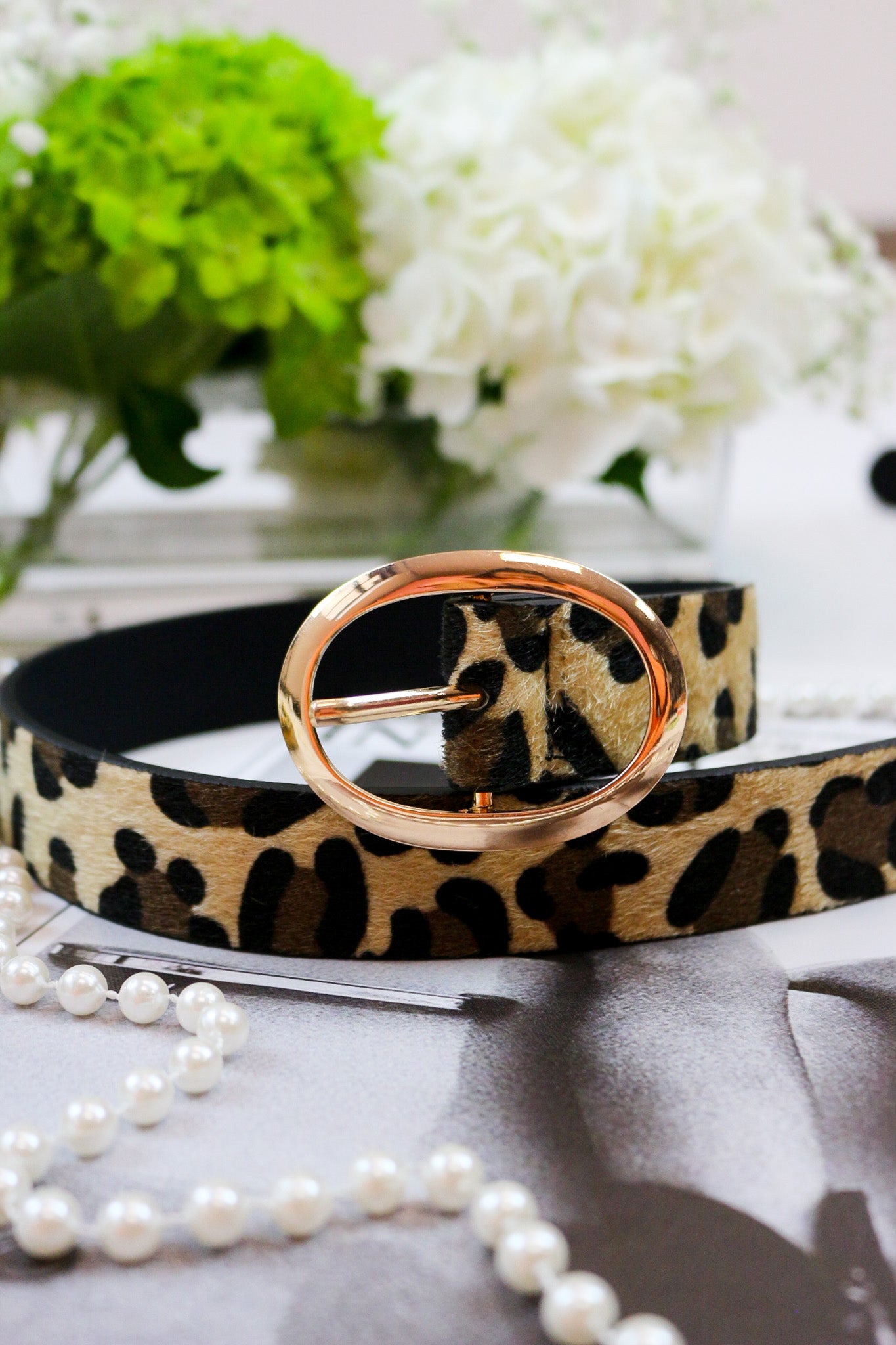 Classic Oval Buckle Leather Belt