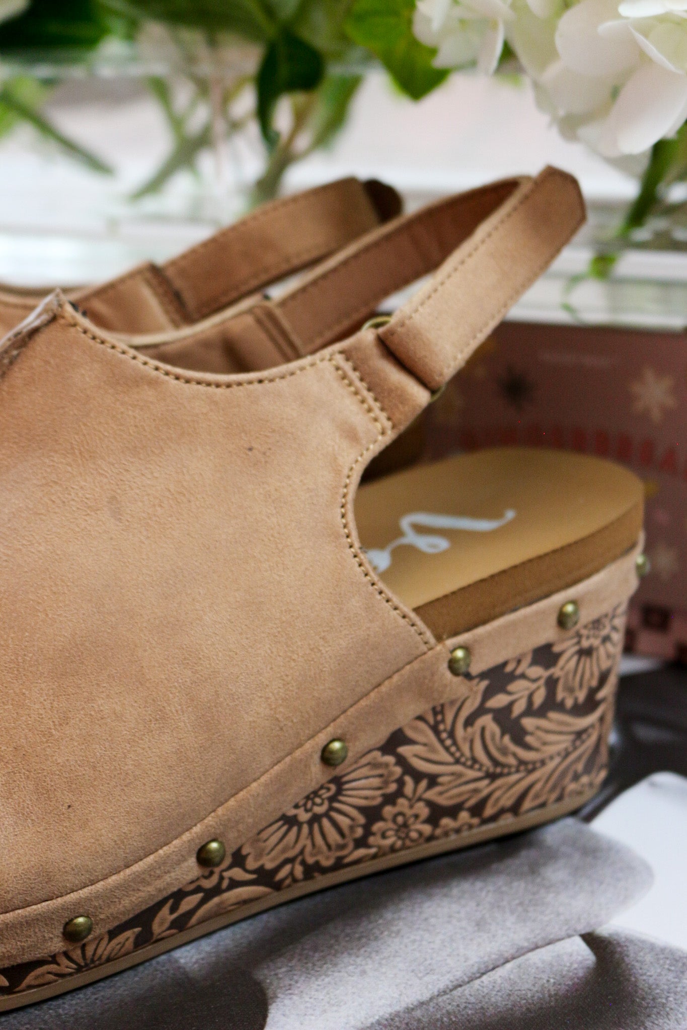 Miranda Close Toe Tooled Wedge