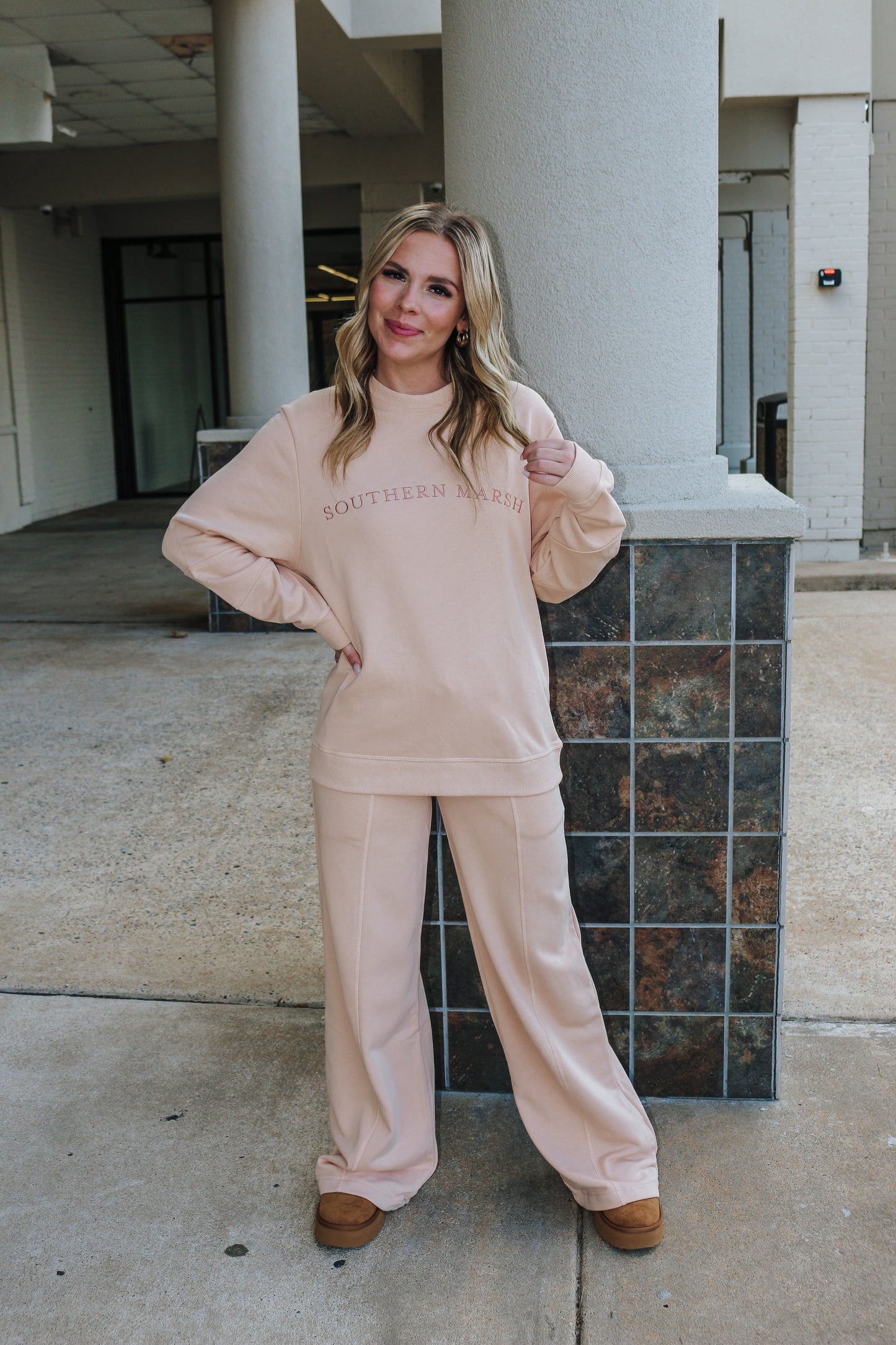 The Meridian Camellia Dusty Pink Southern Marsh Sweatpants
