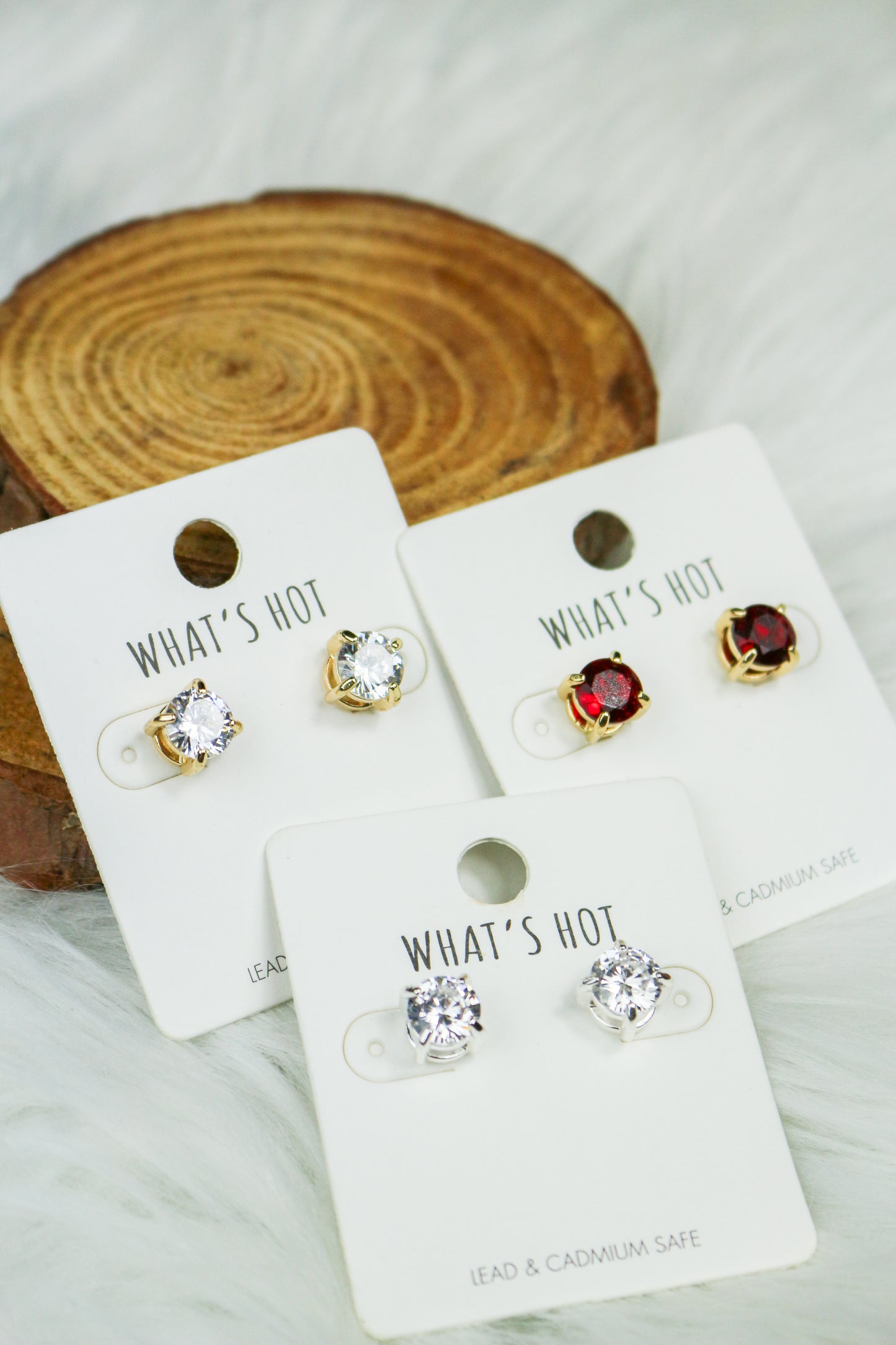 What's Hot Jewelry Gold Diamond Earrings