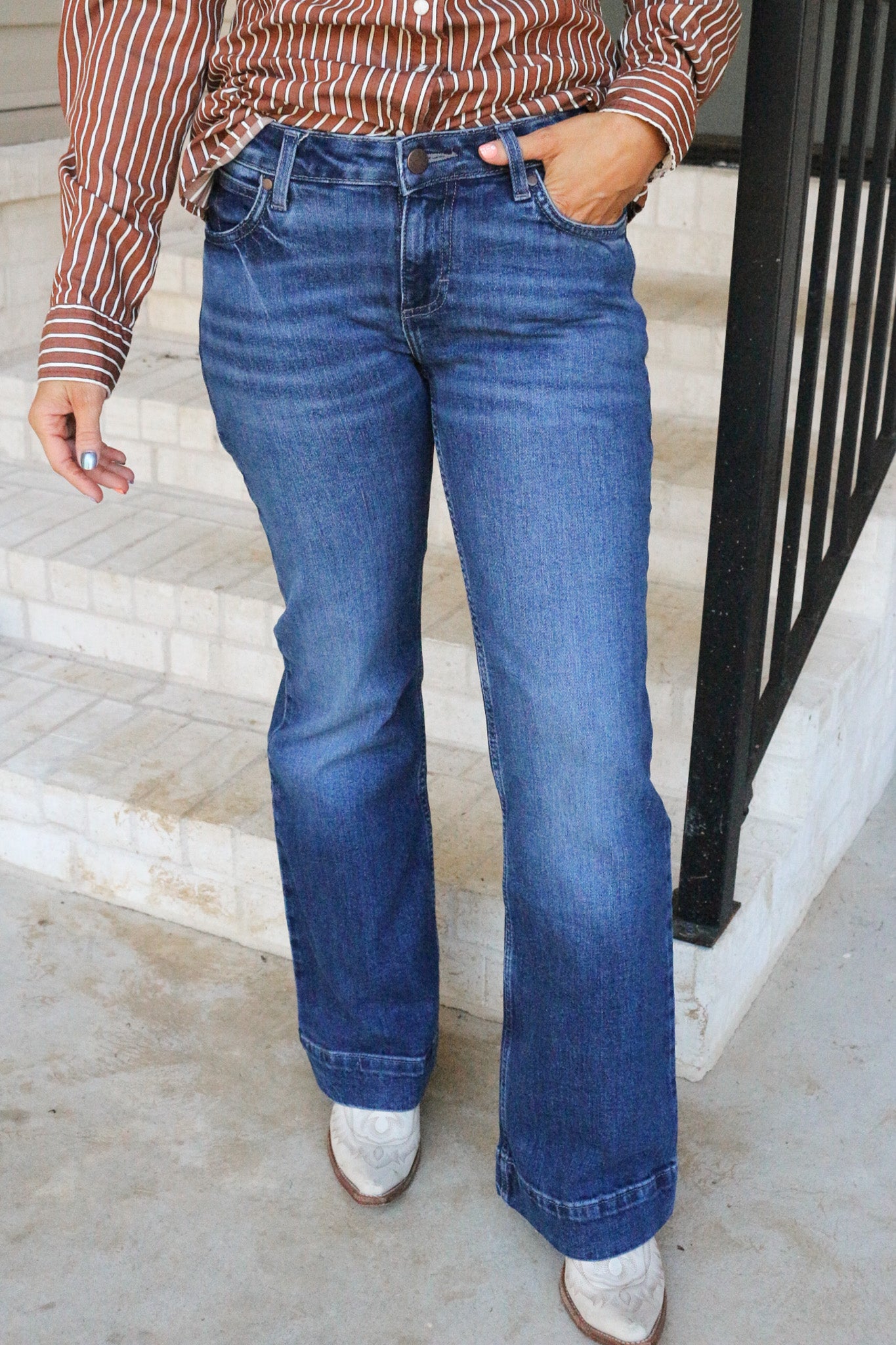 Women's Wrangler Adelaide Retro® Mae Wide Leg Trouser Jean