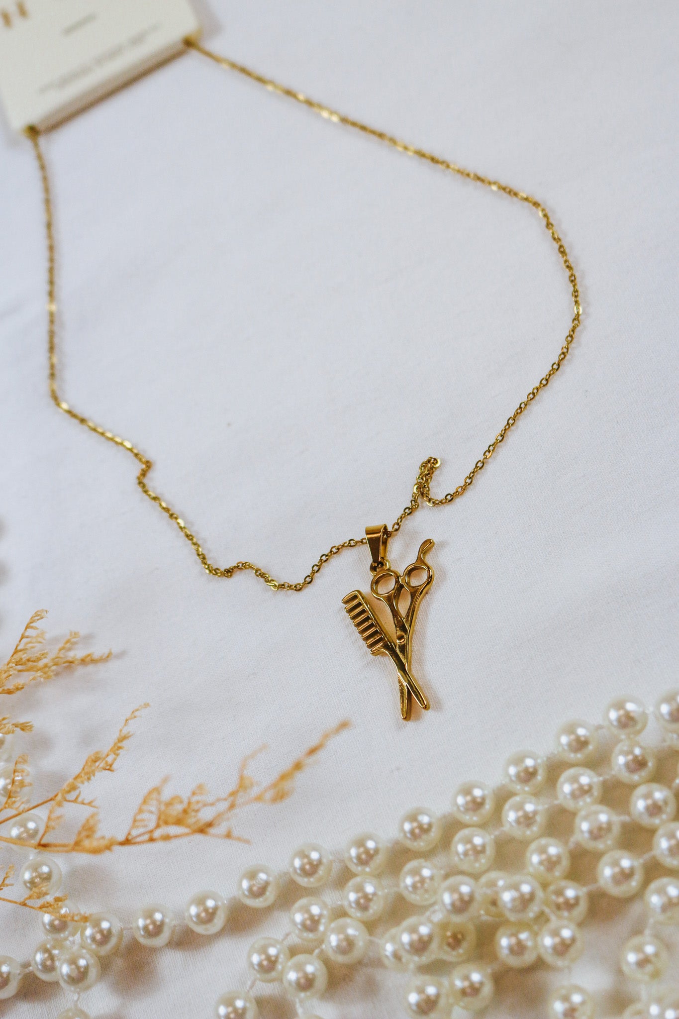 Gold Hairdresser Pendant Necklace