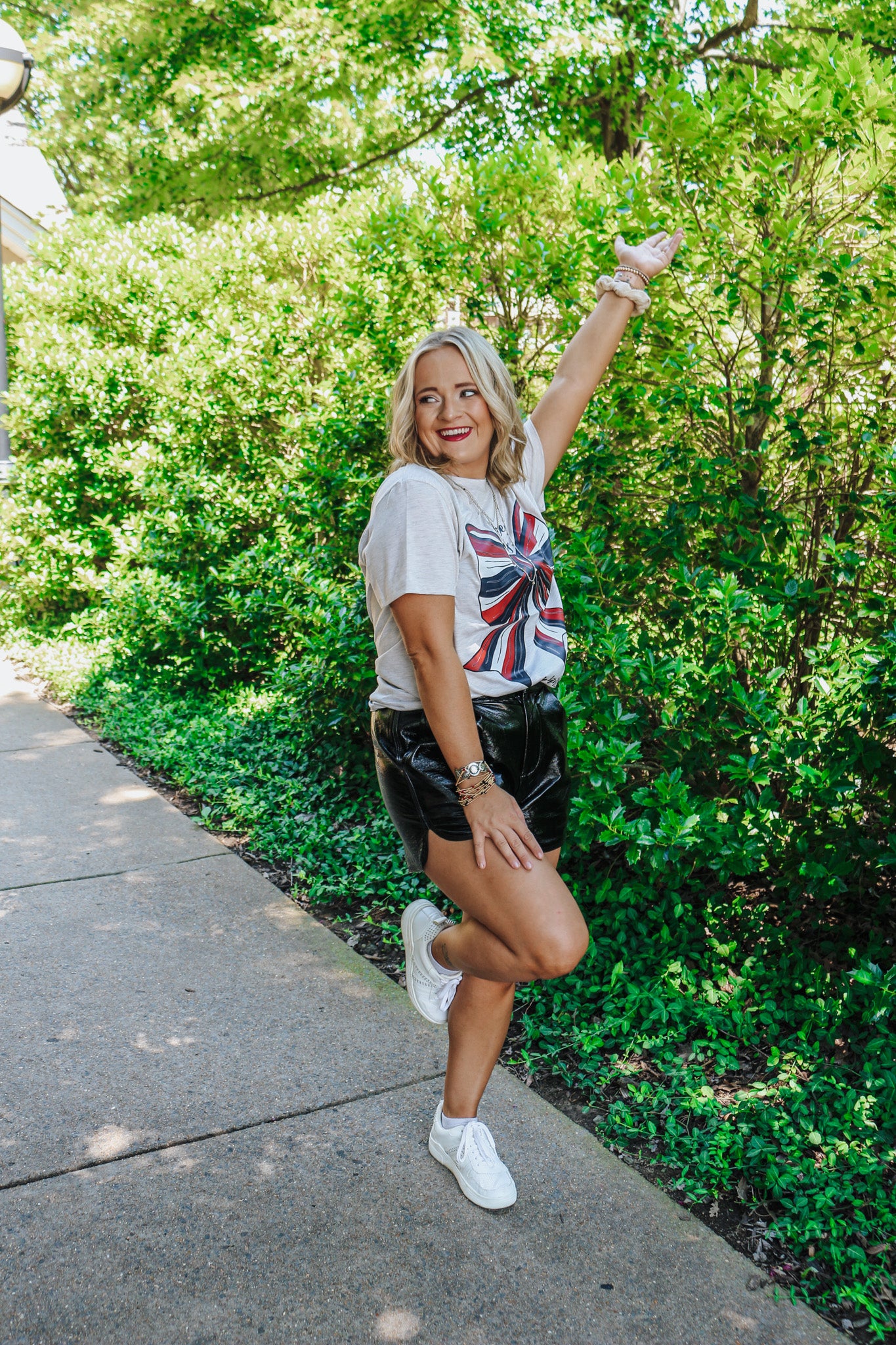 Game Day Bow Arkansas Oatmeal Graphic Tee