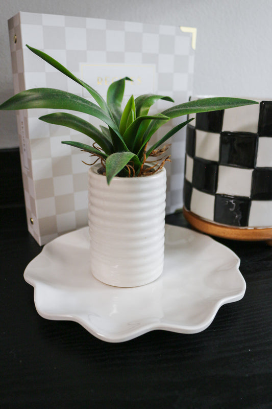 White Ruffle Melamine Tray