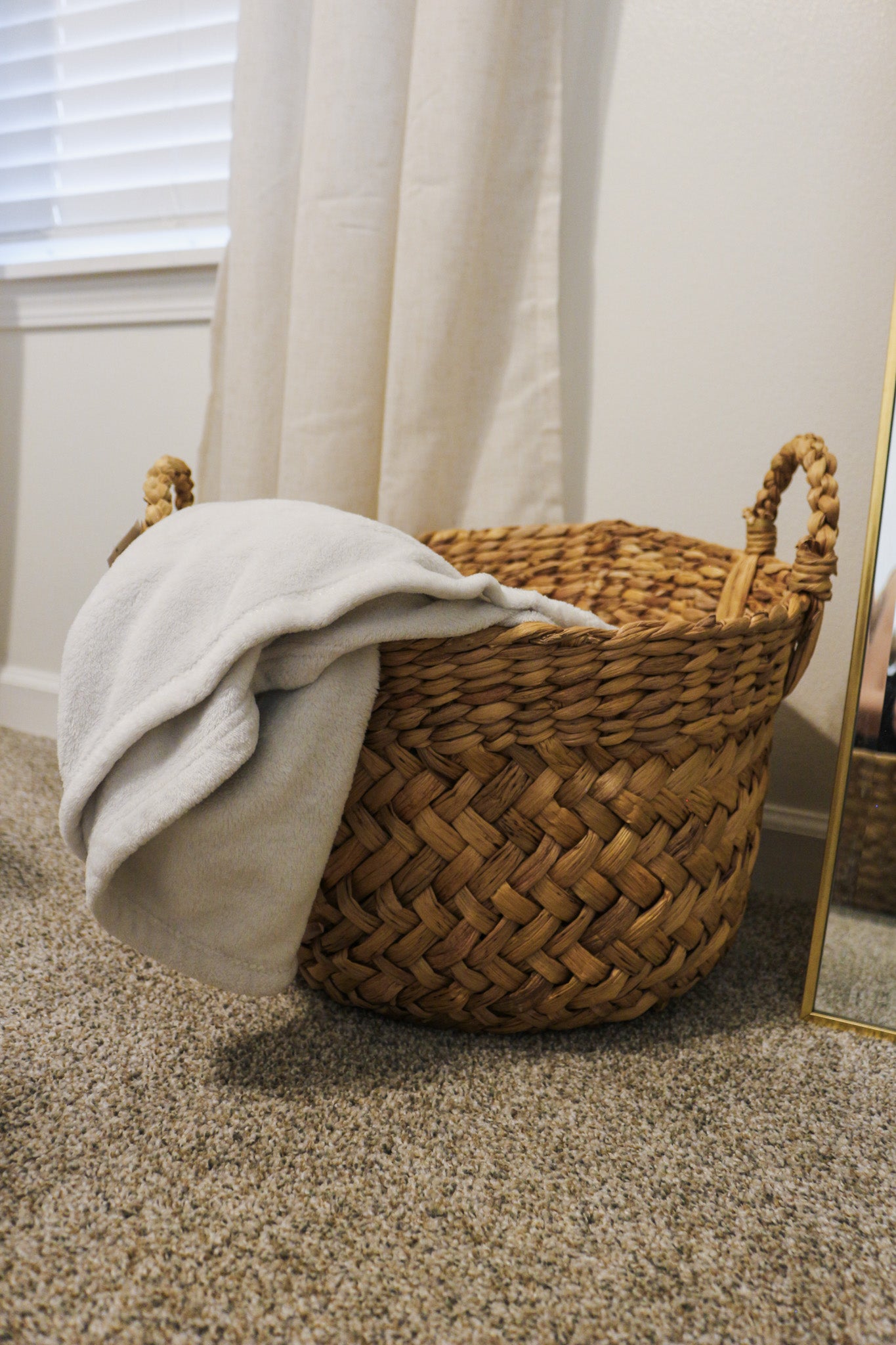 Chunky Woven Basket- Large