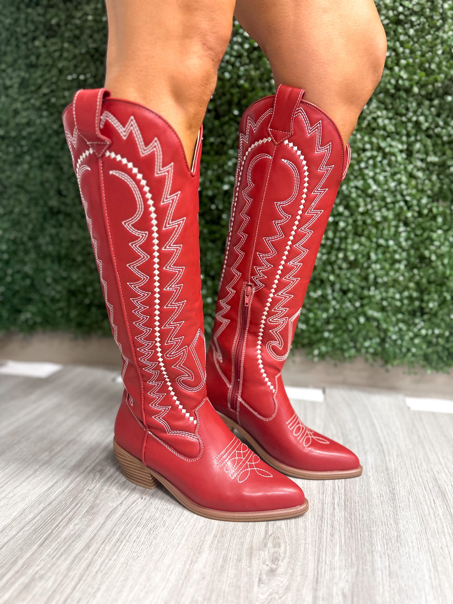 Locklyn Red Cowgirl Boots