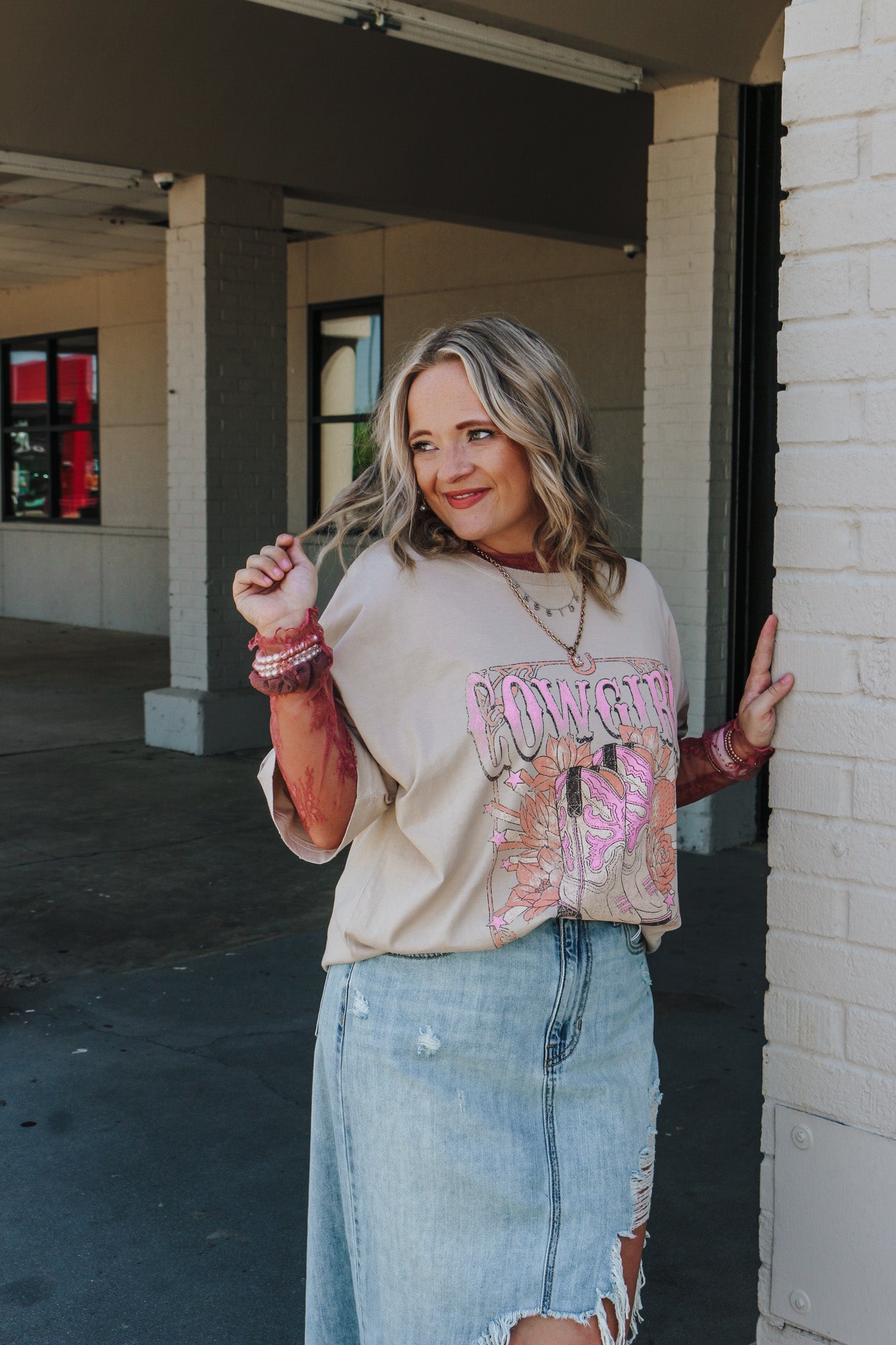 Cowgirl Floral Boots Beige Graphic Tee