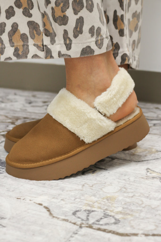Icier Fuzzy Strap Platform Cognac Slippers MIA