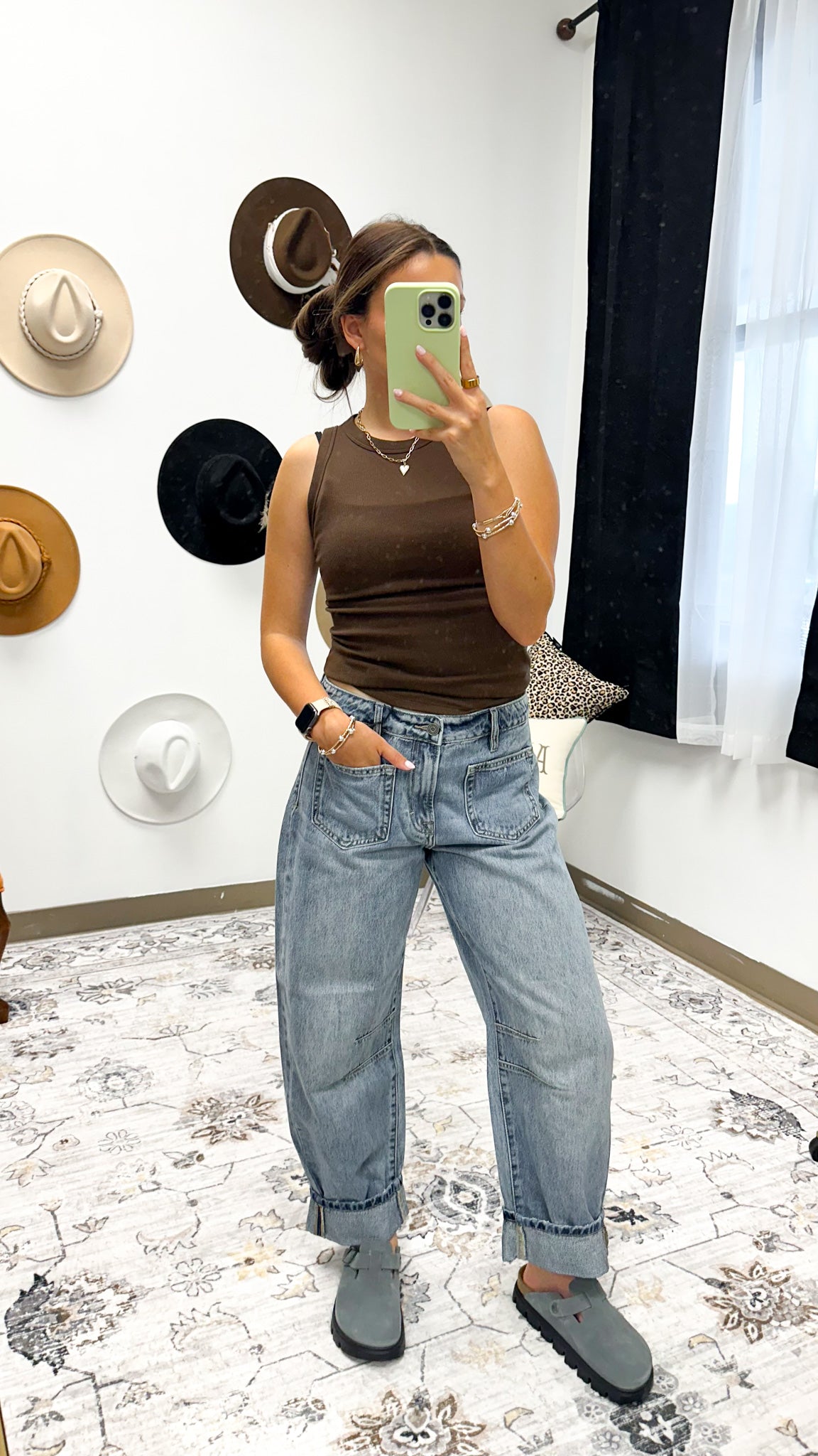 Sammie Medium Classic Cropped Barrel Jeans By Hidden