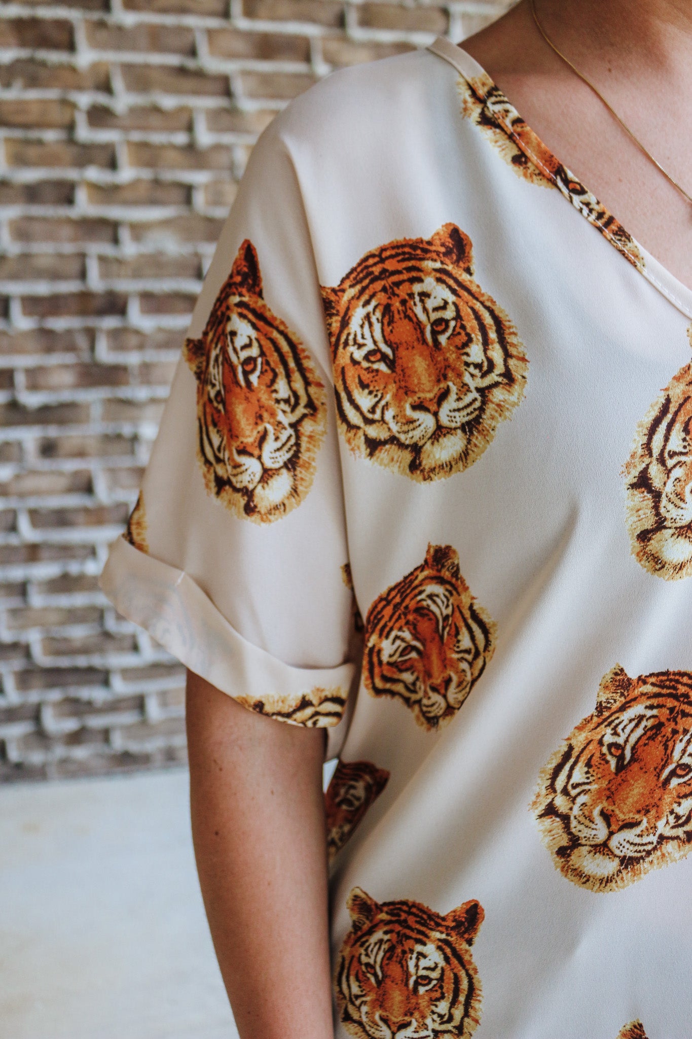 Madison Easy Tiger Short Sleeve Top