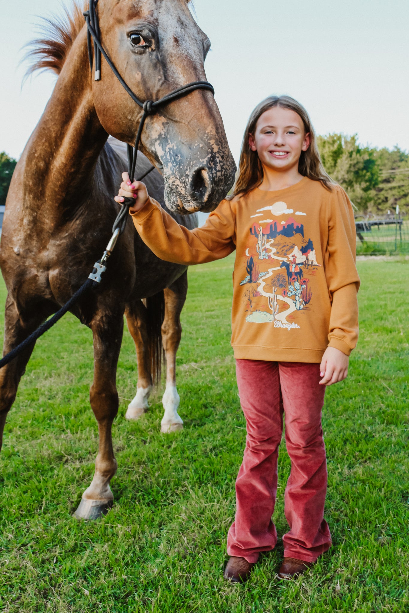 Wrangler Youth Girl's Brown Balloon Sleeve Sweatshirt