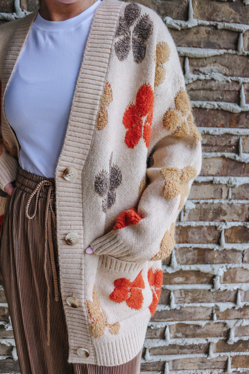 Entro Find Me Outside Floral Cream Cardigan