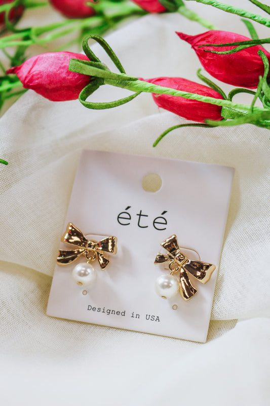 Gold Hammered Bow with Pearl 1" Drop Earring