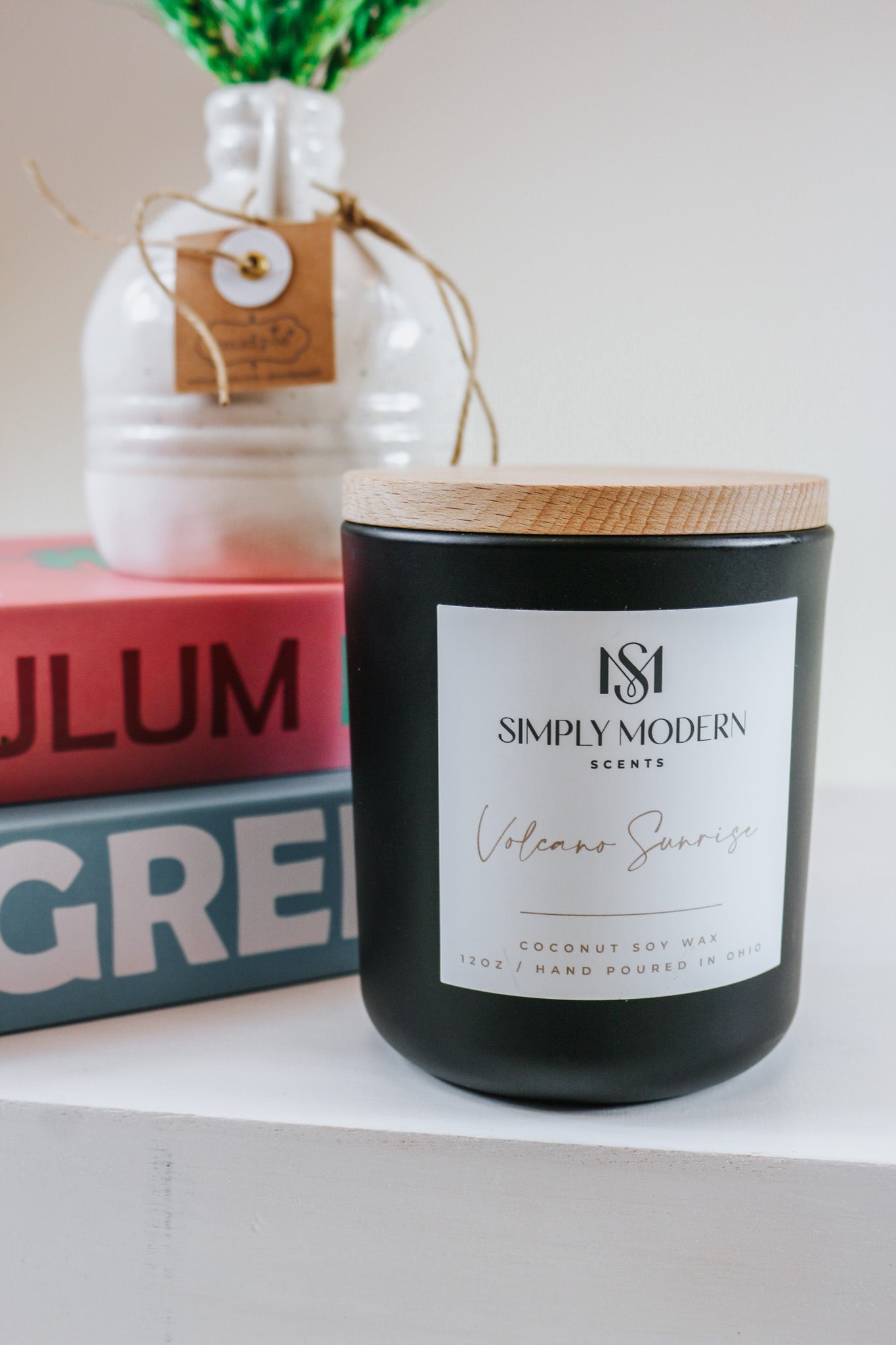 Simply Modern Candle - 4 Scents