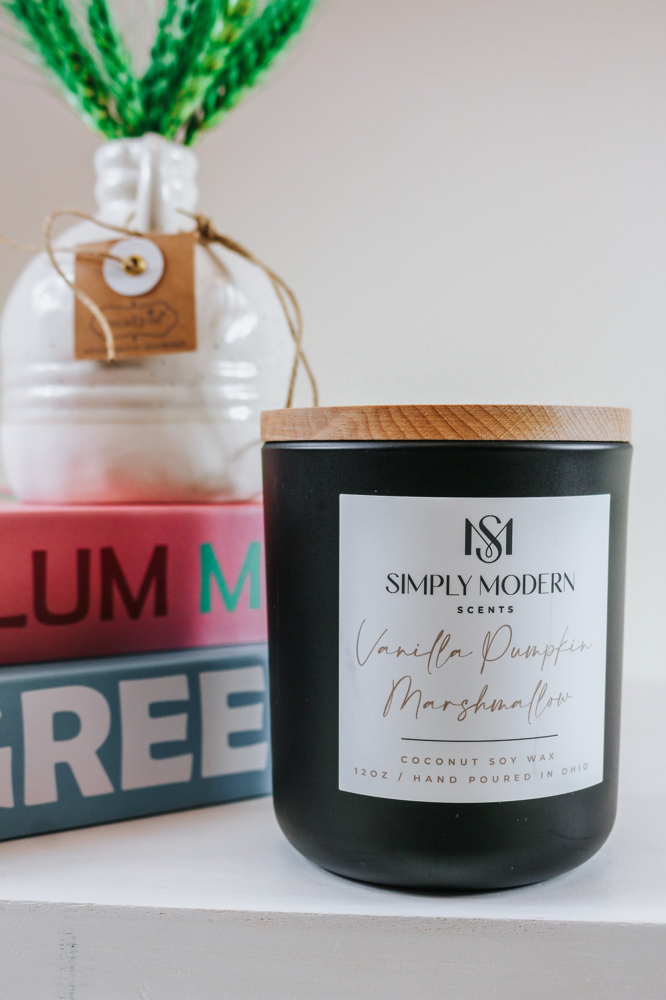 Simply Modern Candle - 4 Scents