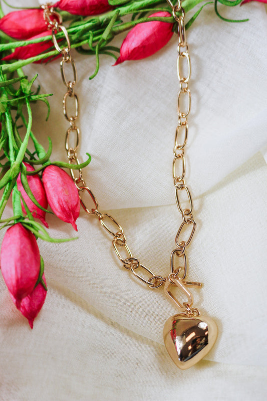 Gold Chunky Chain Heart Pendant Necklace