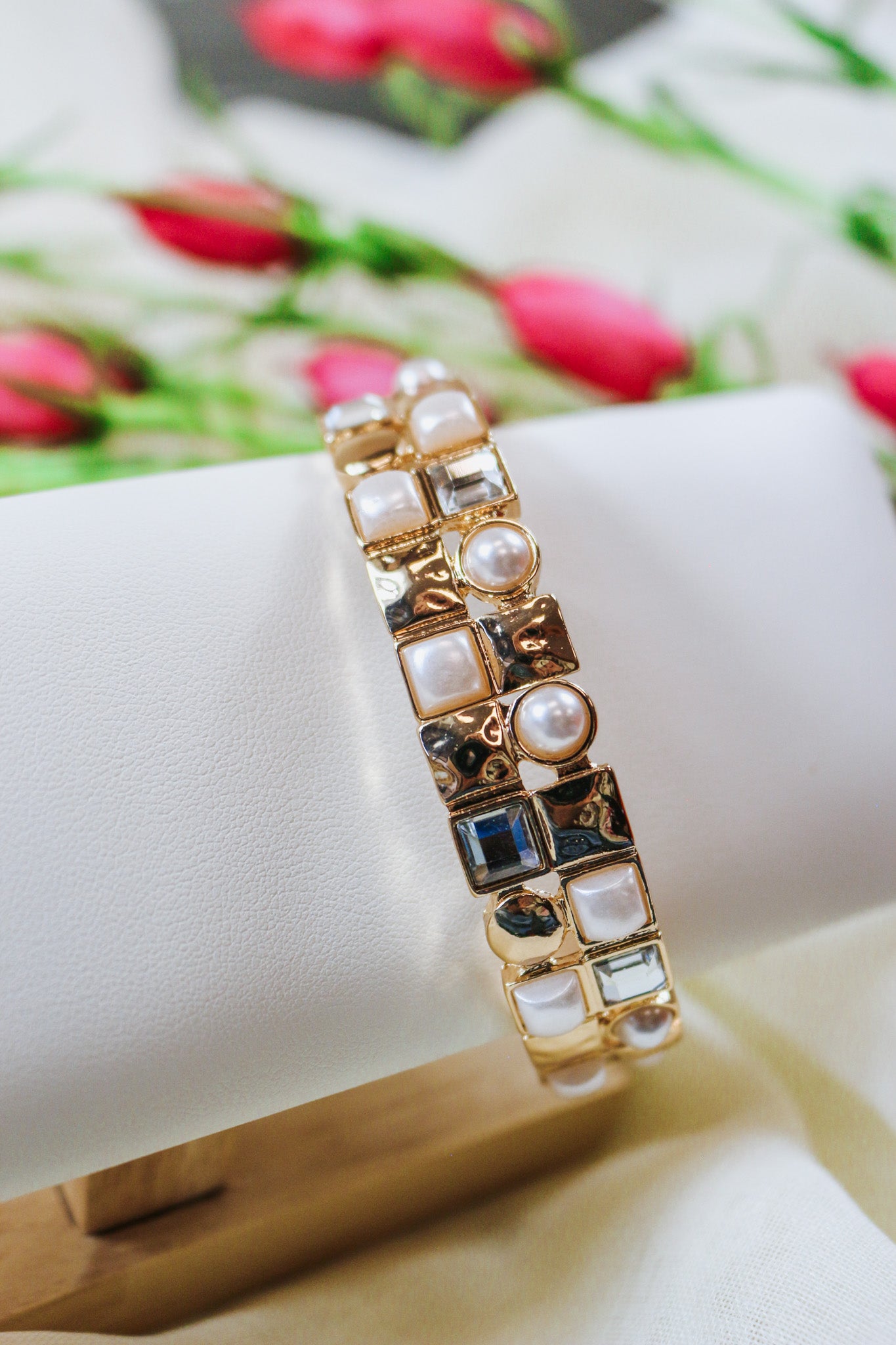 Gold Pearl Stretch Chunky Bracelet