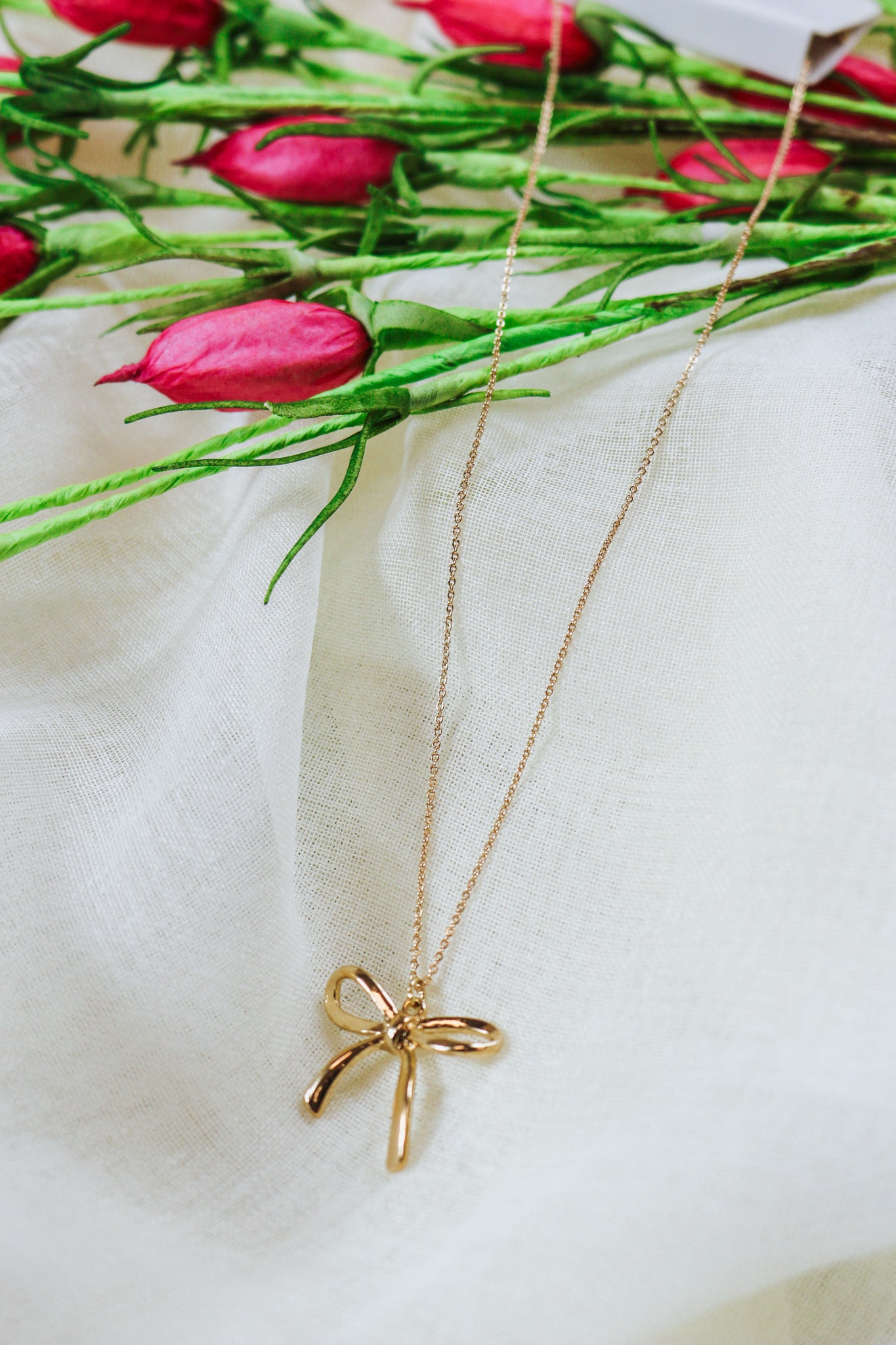 Gold Bow Pendant Necklace