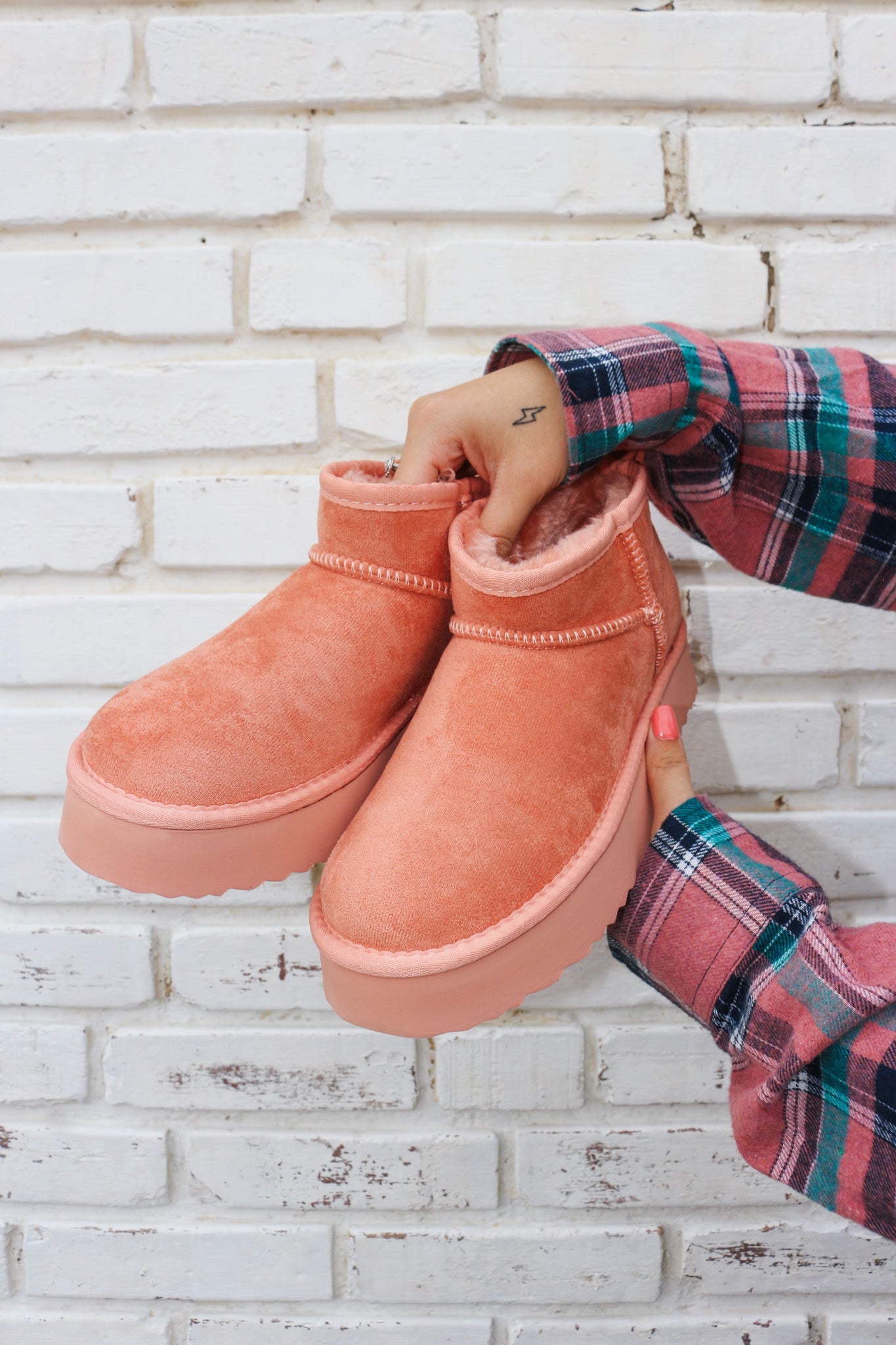 Breckenridge Rose Suede Matisse Booties