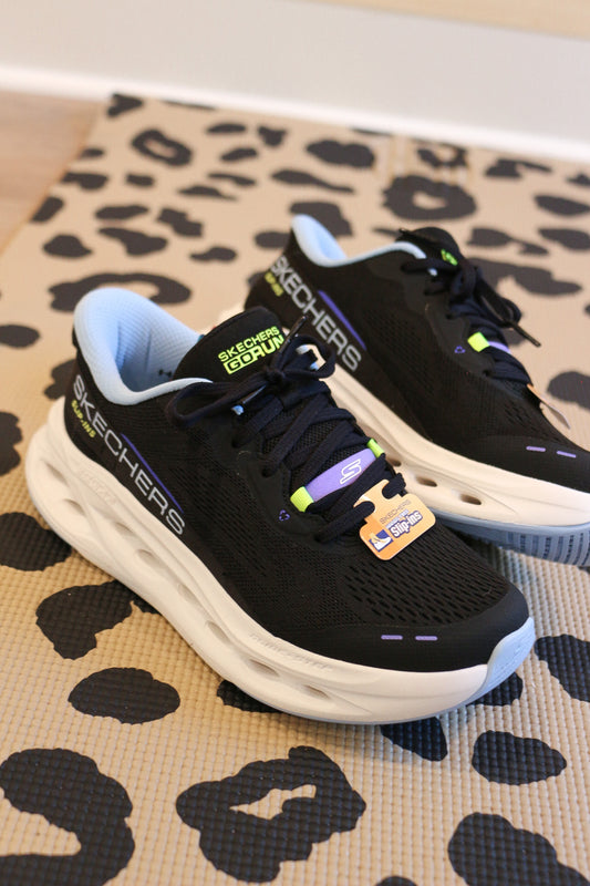 Skechers Slip-ins: Max Cushioning Glide-Step