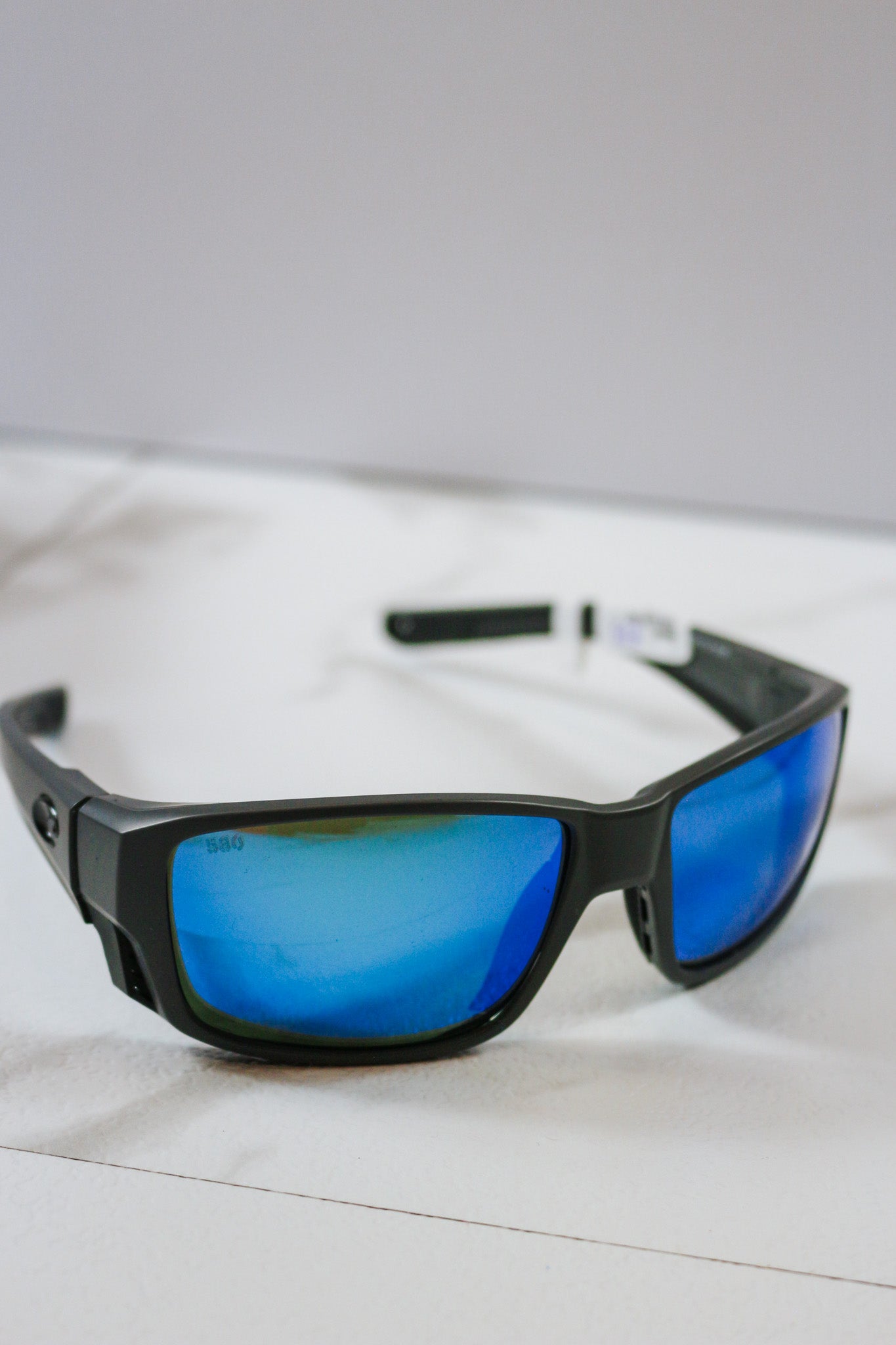 Tuna Alley Pro Costa Polarized Sunglasses -3 Colors