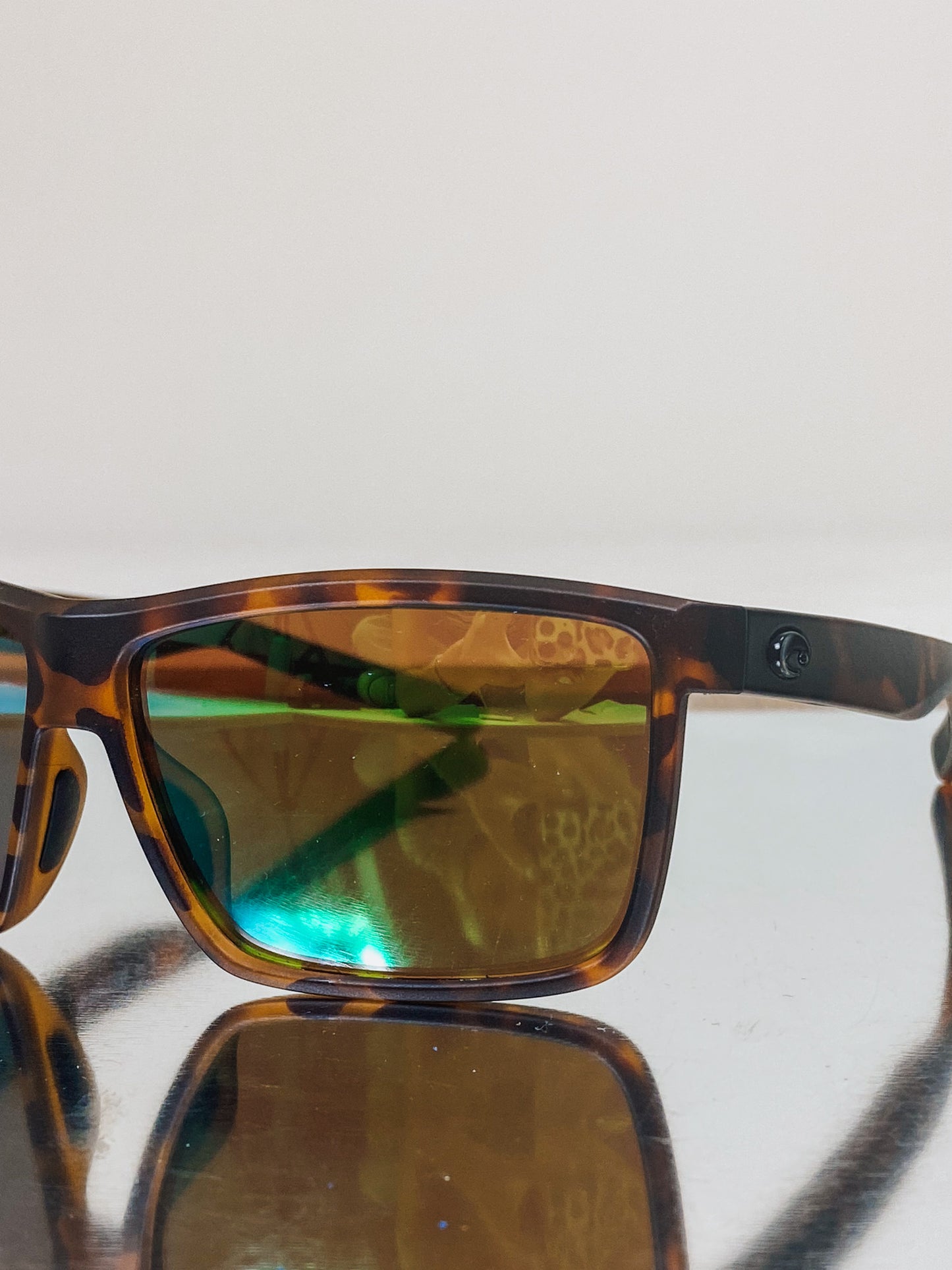 Costa Del Mar- Rinconcito Sunglass