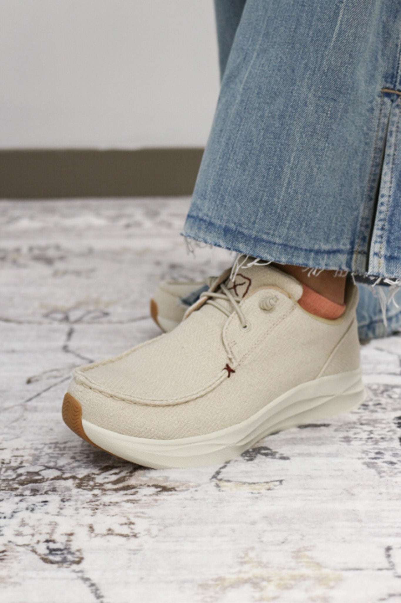 Women's Birch Feather X Ultralite Casual Shoe