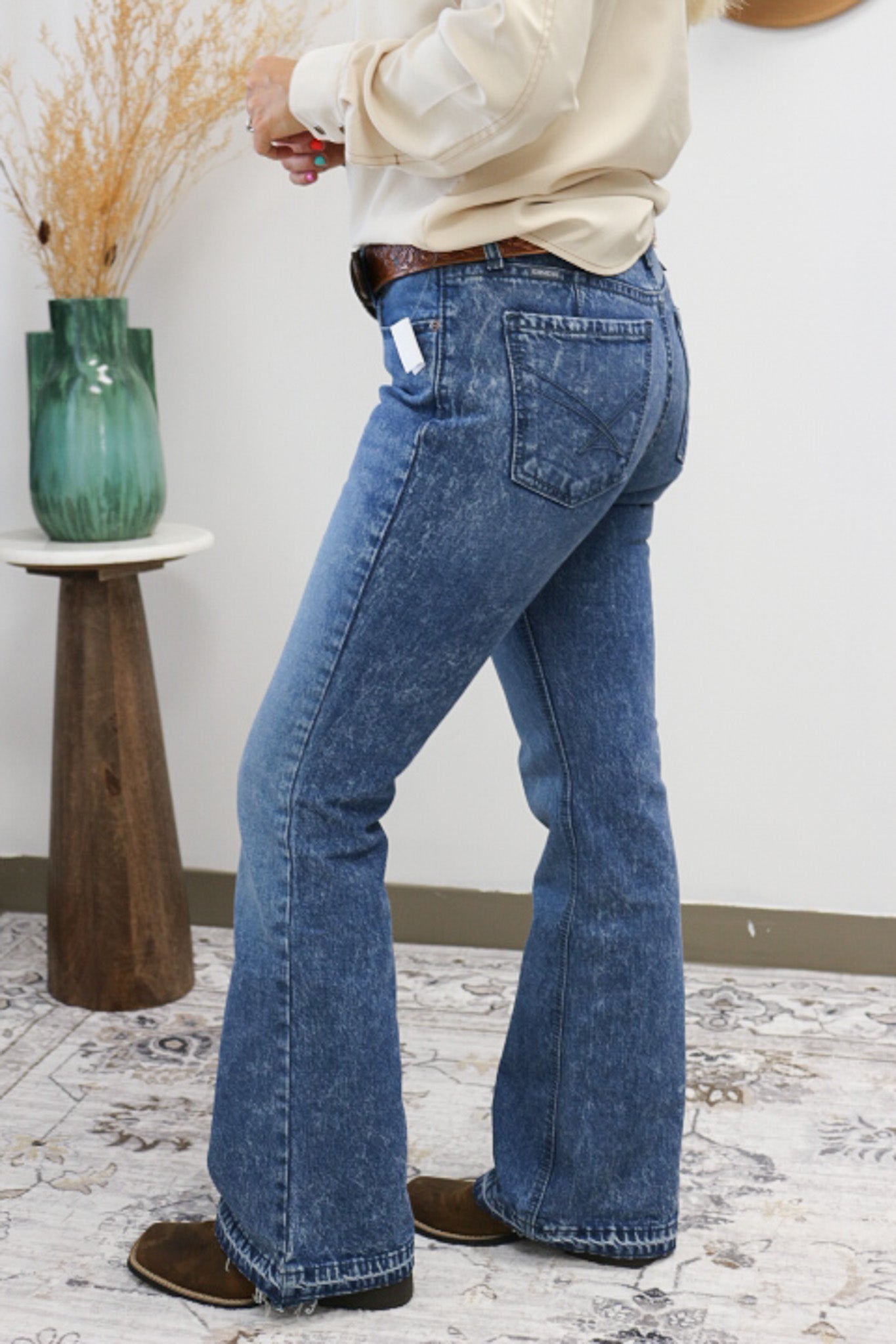 Lynden Light Stone Bootcut Jeans By Cinch