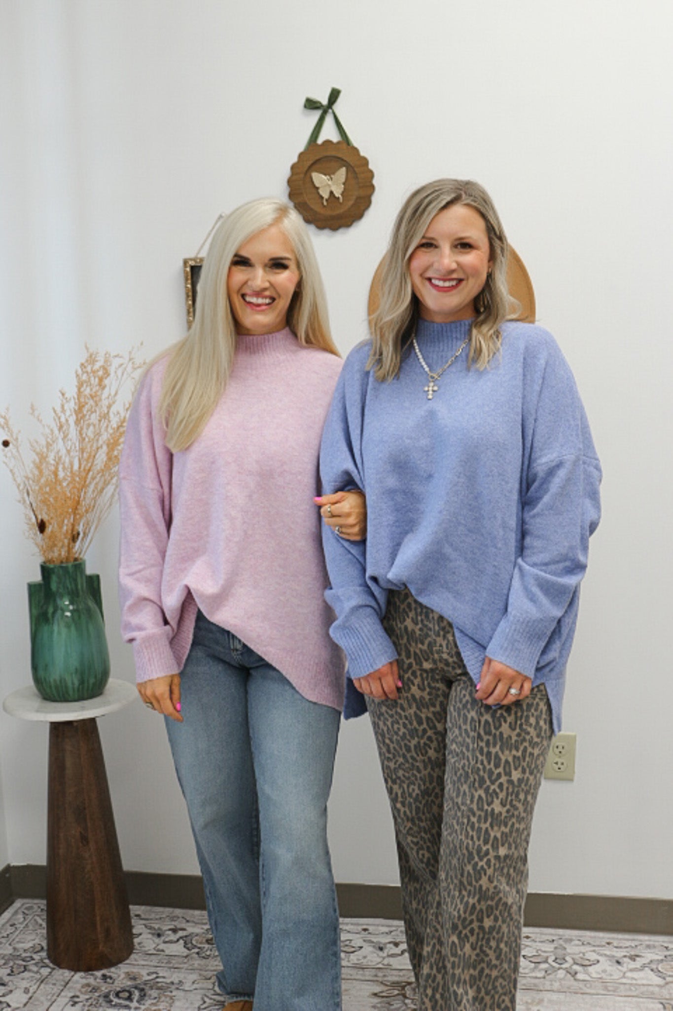 Girl Gang Crew Neck Sweater -3 Colors