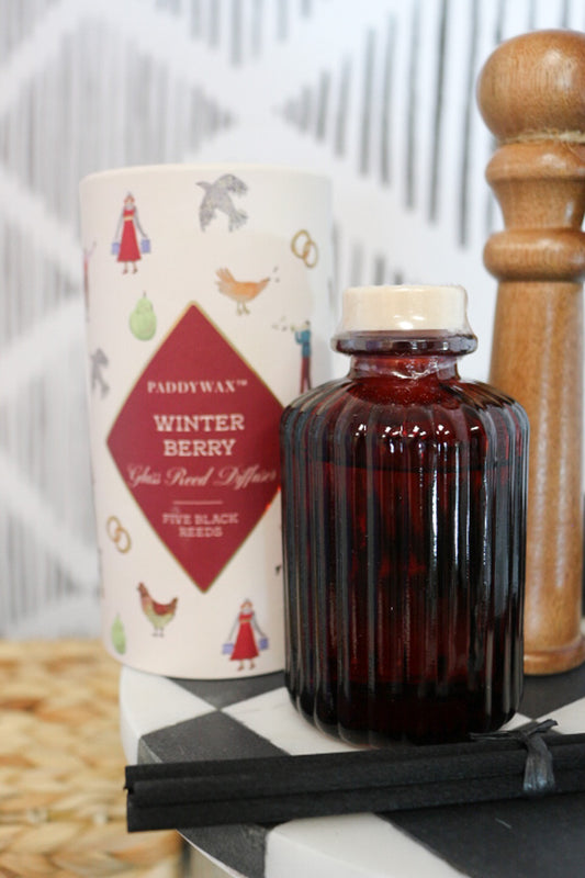 Winter Berry Red Glass Diffuser