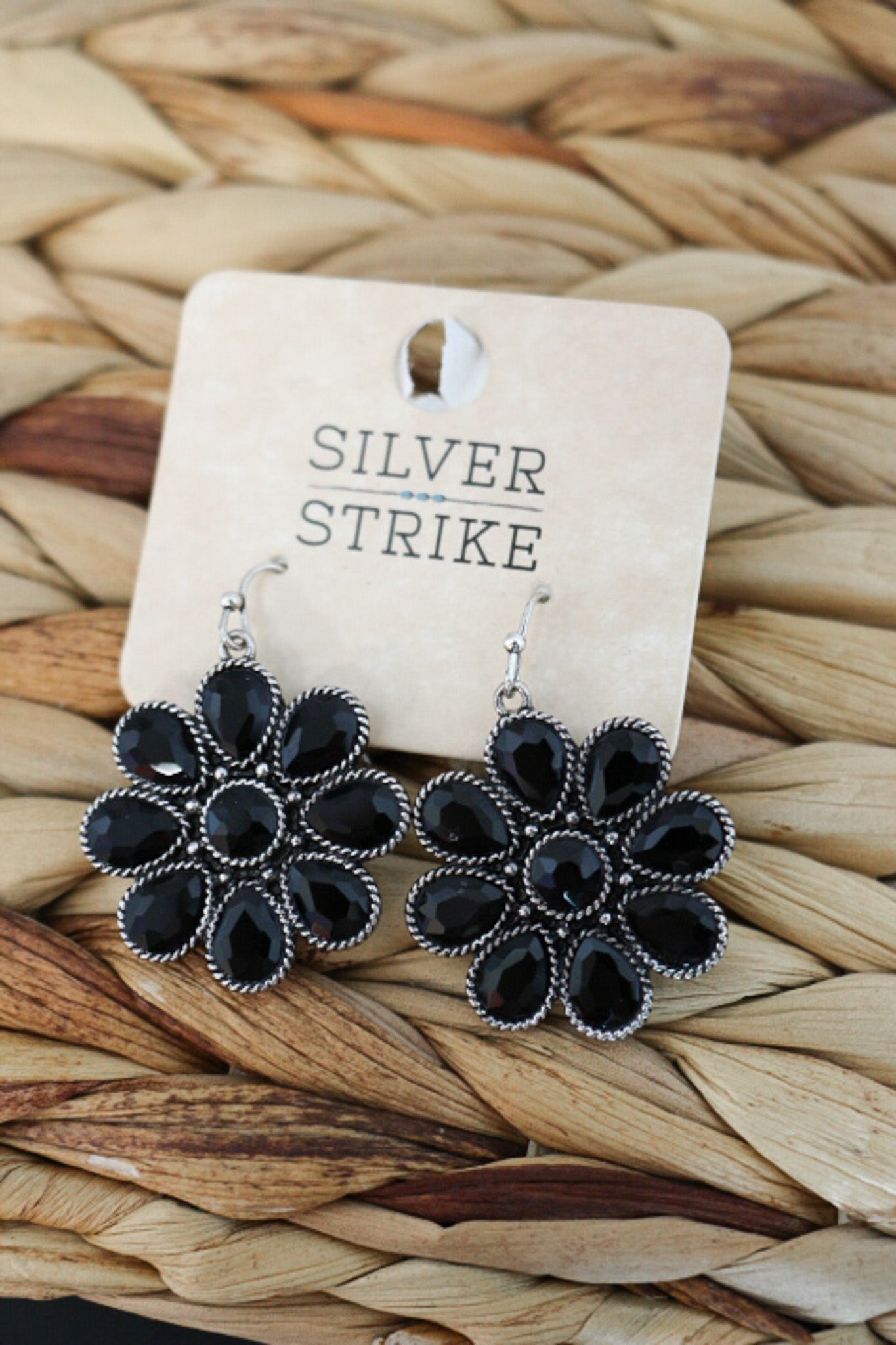 Black Dangle Flower Earrings