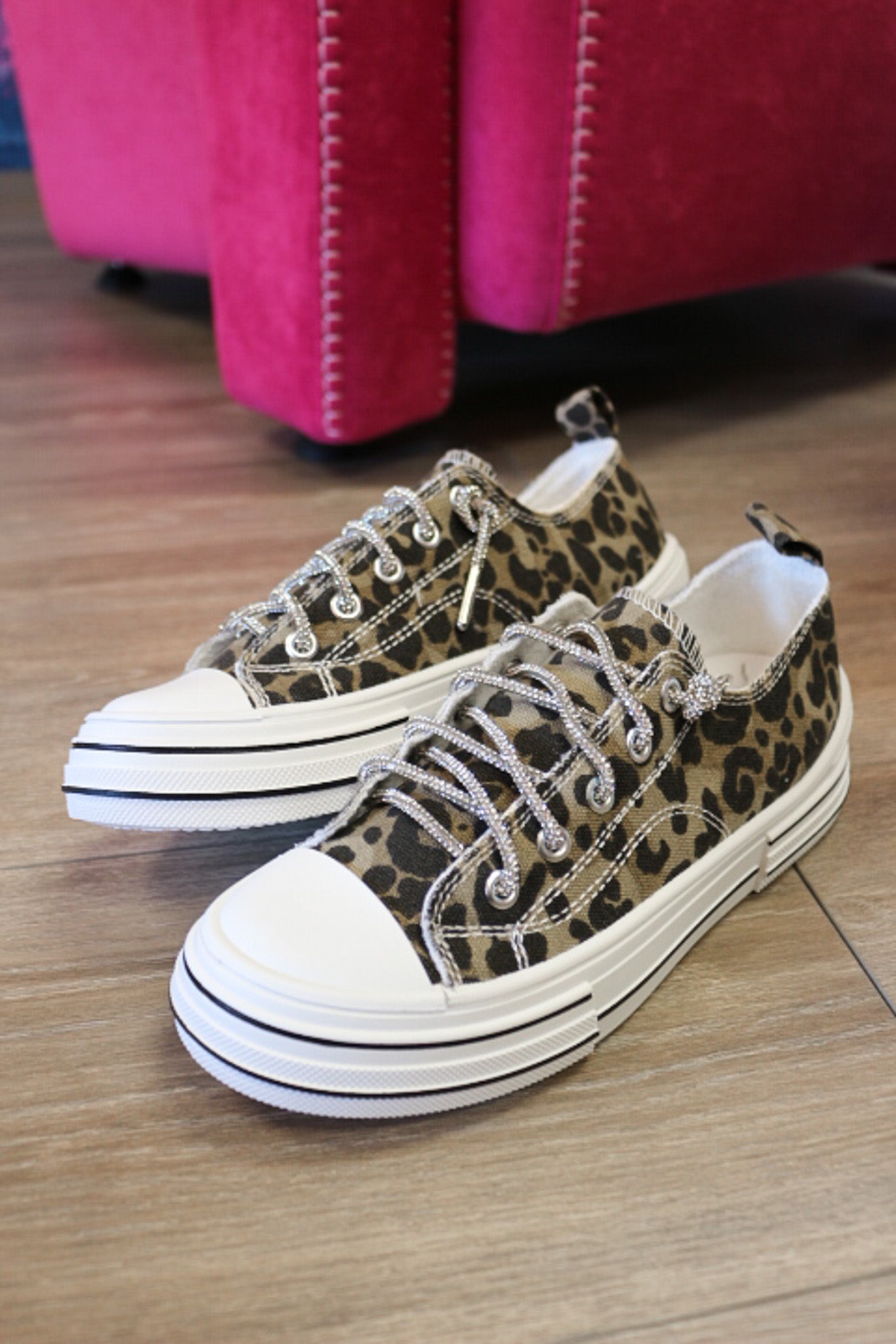 Aman Leopard Glitter Sneaker
