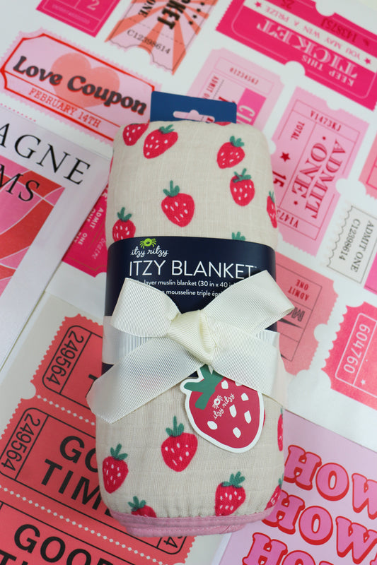 Itzy Blanket- Strawberries & Cream