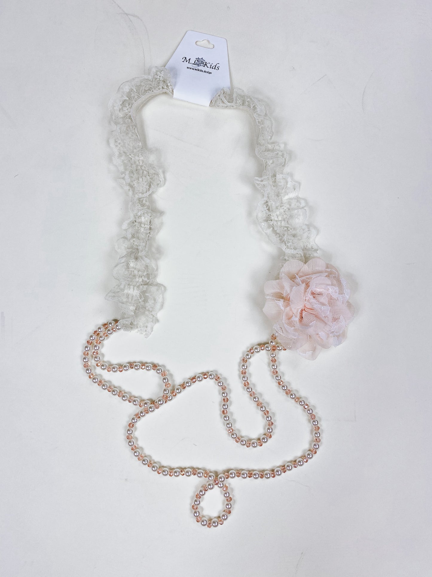 Stand Out Peach Flower Necklace