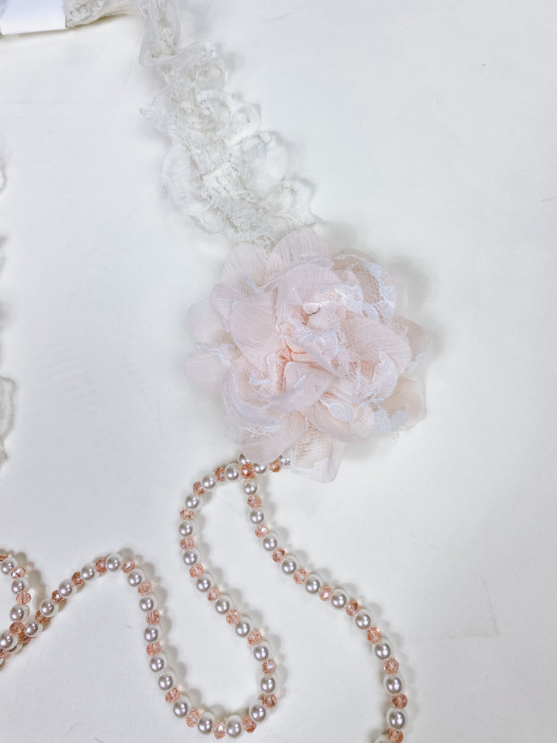 Stand Out Peach Flower Necklace