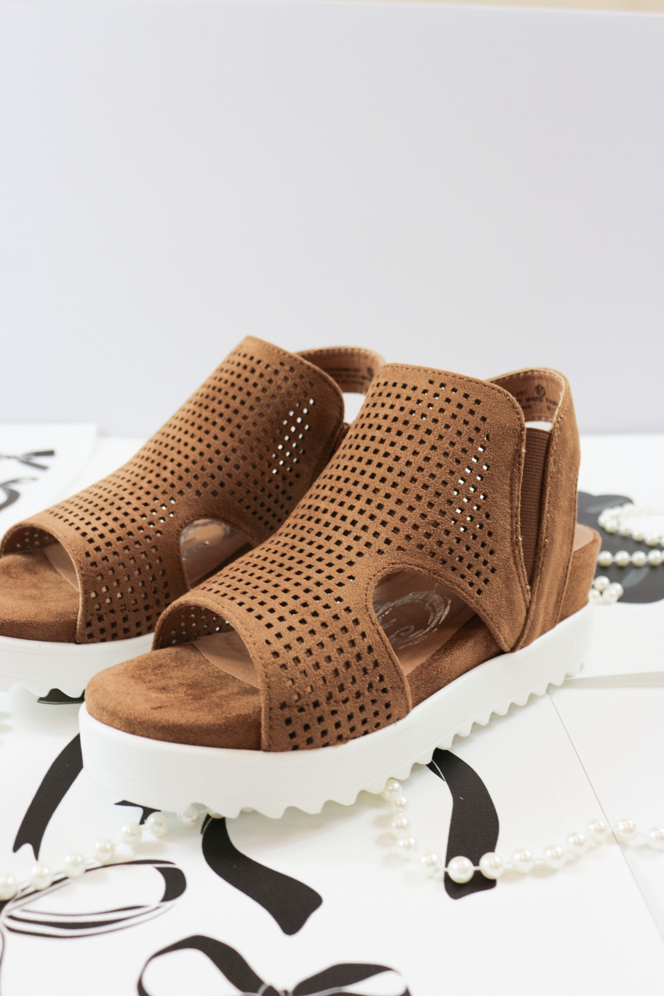 Amy2 Tan Platform Sandal Very G