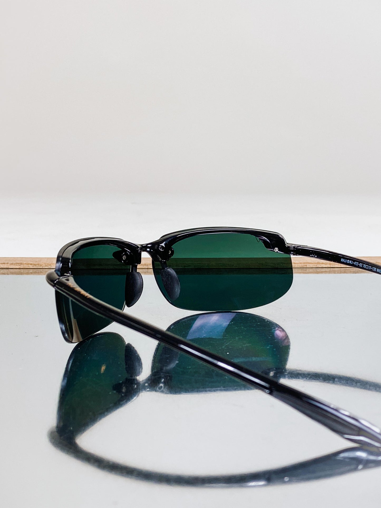 Banyans Polarized Rimless Black Sunglasses