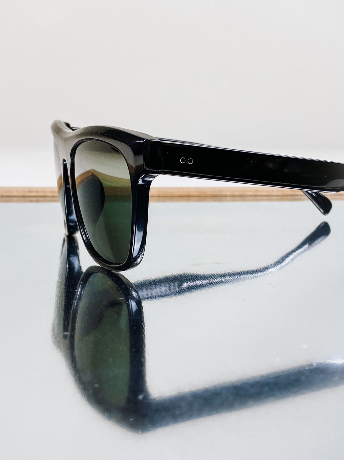 S-Turns Polarized Rectangular Sunglass By Maui Jim