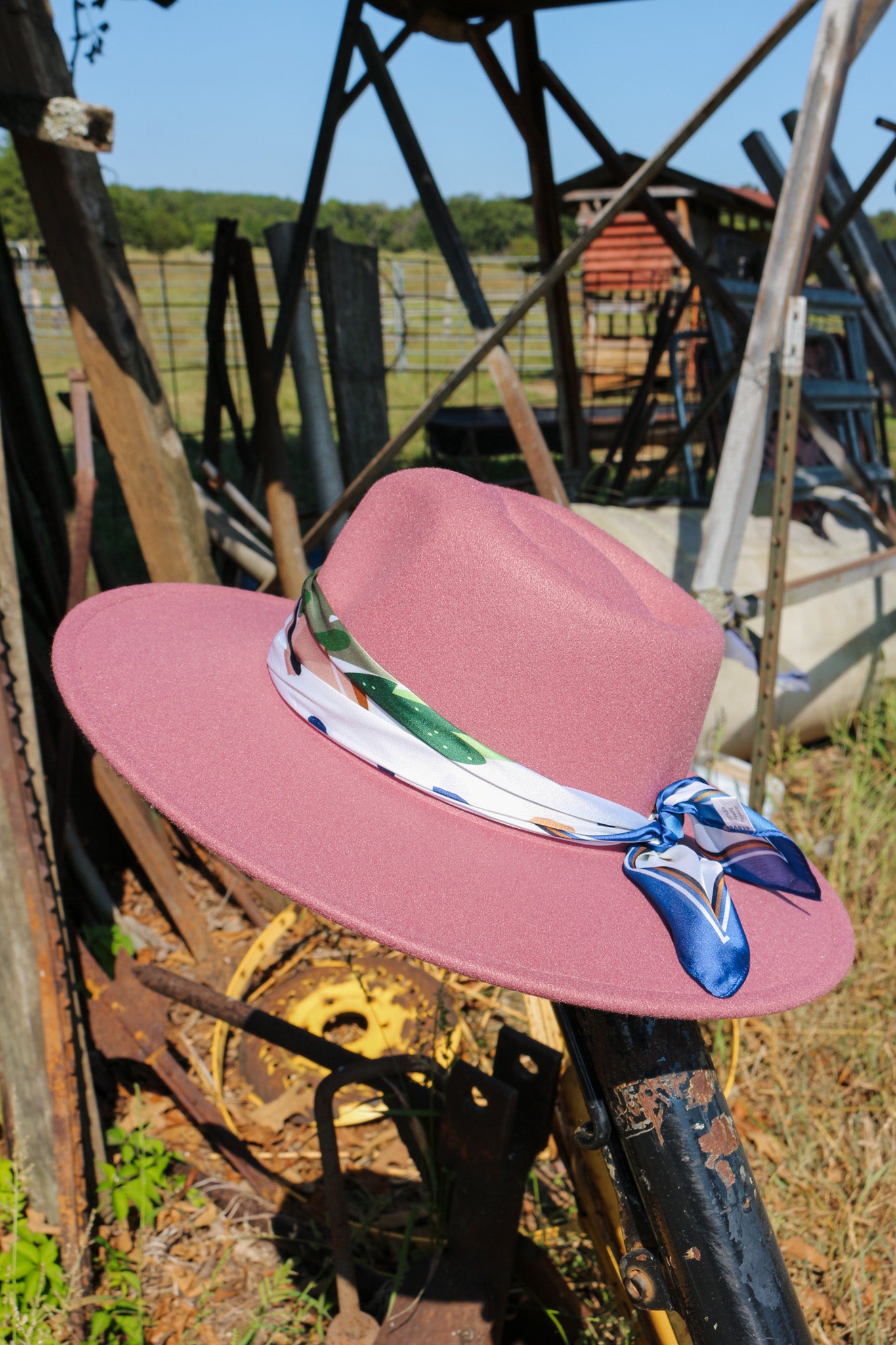 Tropical Skies Rancher Hat With Scarf Trim