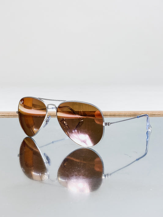 Aviator Flash Lenses Sunglass by Ray Ban