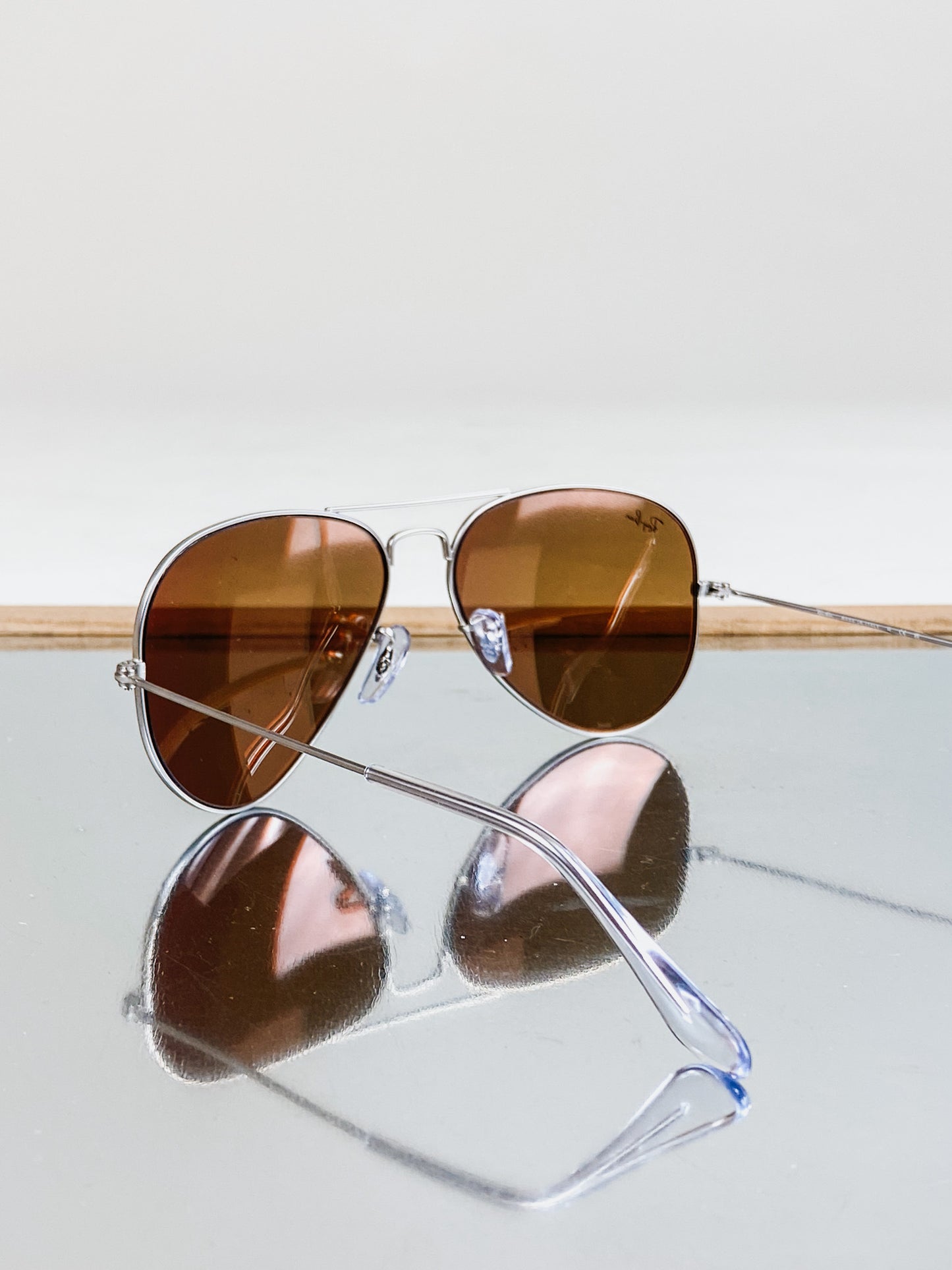 Aviator Flash Lenses Sunglass by Ray Ban