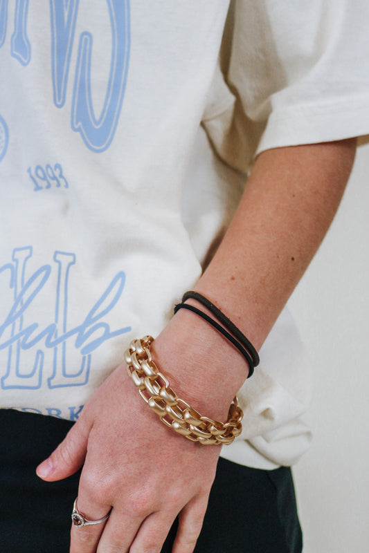 Matte Gold Interlocking Chain 7.5" Bracelet