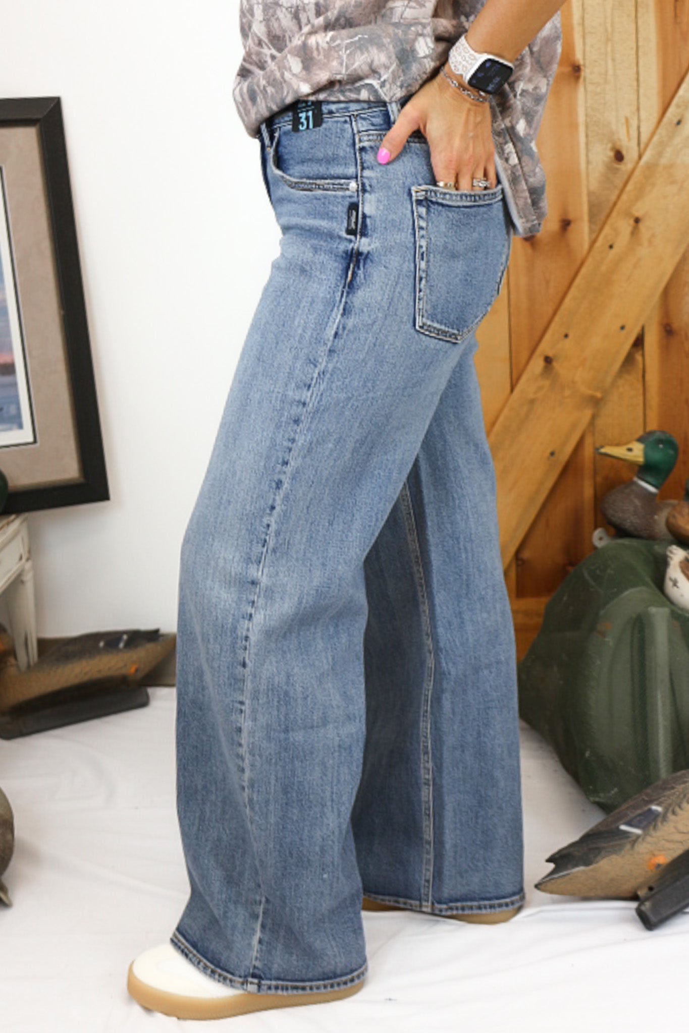 Suki Mid Rise Wide Leg Jeans