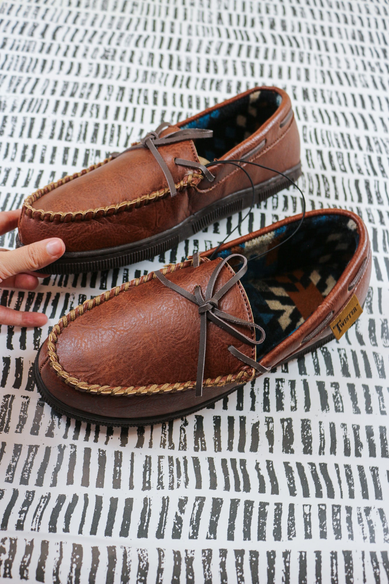 Mens Henry Moccasin House Shoe