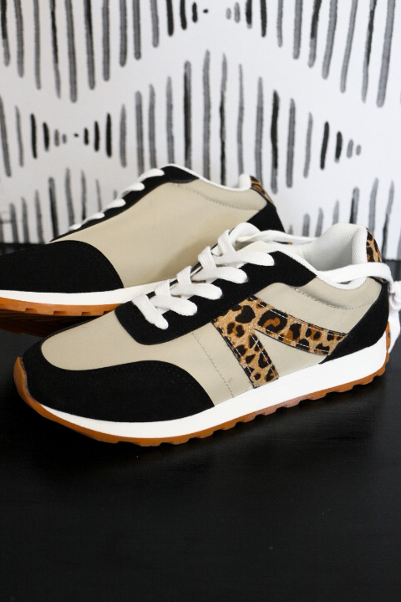 Womens Joel Sneakers