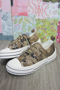 Aman Camo Sneakers