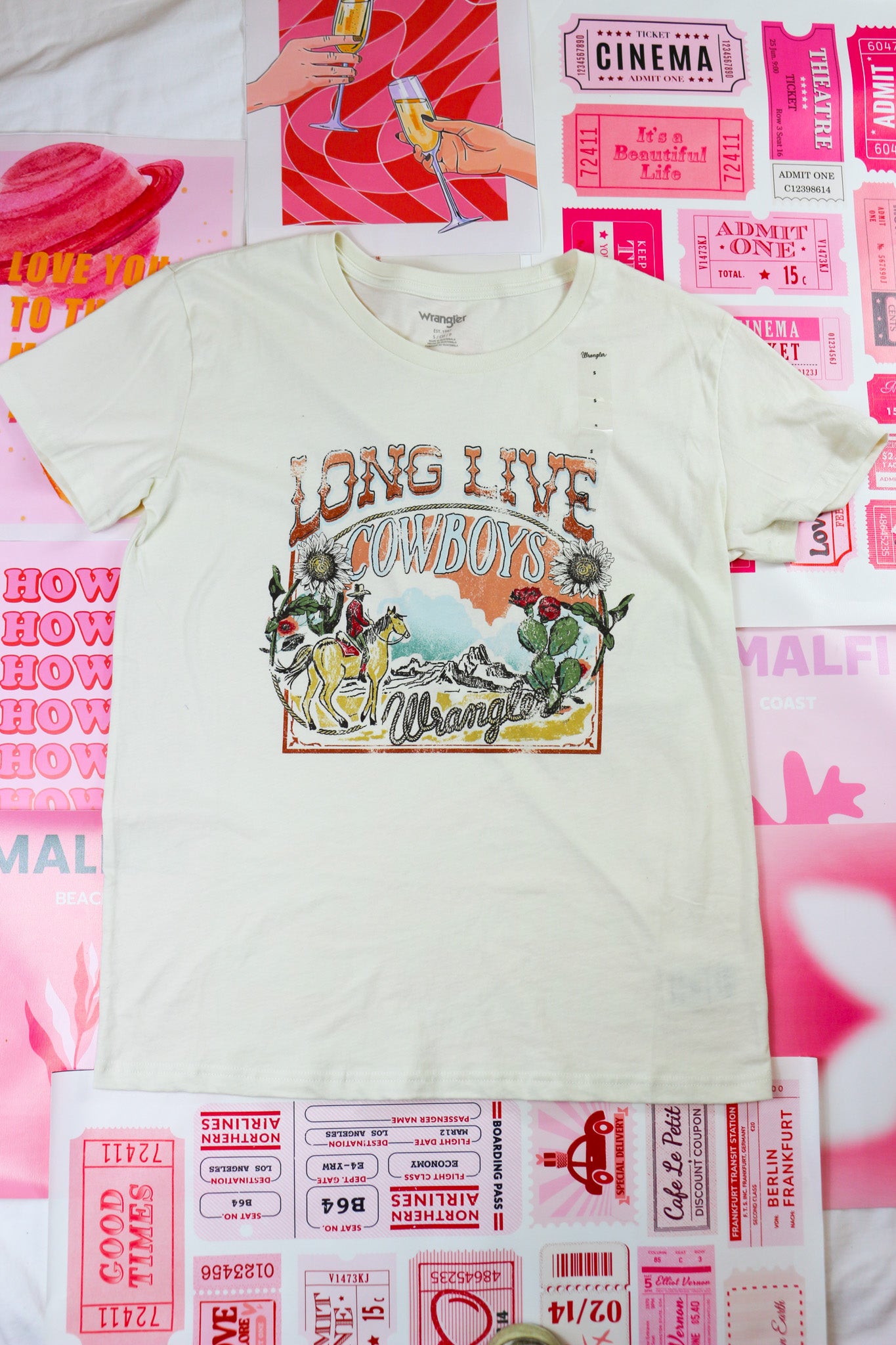 Women's Wrangler White Long Live Graphic Tee