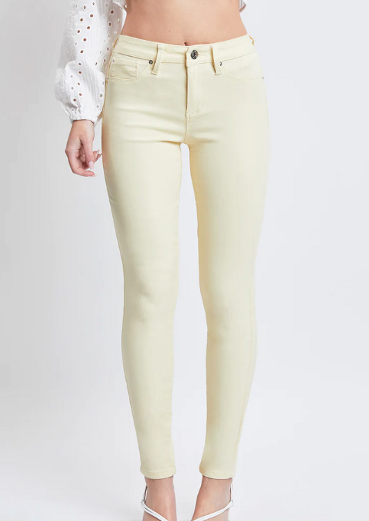 Hyperstretch Banana Cream Mid Rise Skinny Jeans PLUS