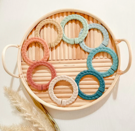 Itzy Ritzy Neutral Rainbow Linking RIng Set